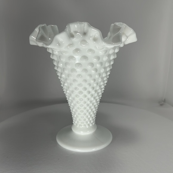 Vintage Milk Glass Hobnail Vase - Picture 3 of 17